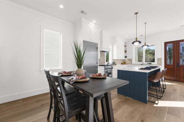 768 Gate Post Drive, Mount Pleasant, SC 29464