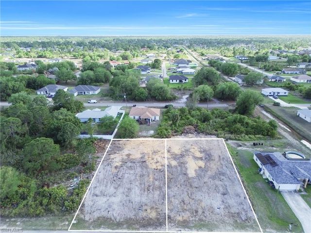2717 49th ST W, Lehigh Acres, FL 33971