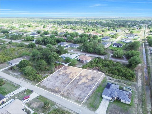 2717 49th ST W, Lehigh Acres, FL 33971