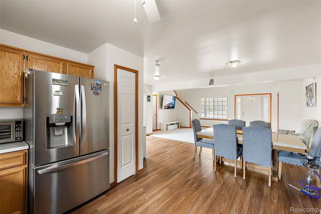 11100 E 14 Mile Road, Warren, MI 48093