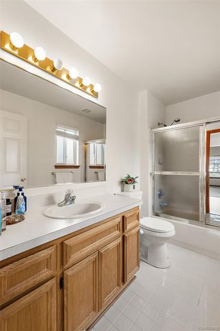 11100 E 14 Mile Road, Warren, MI 48093