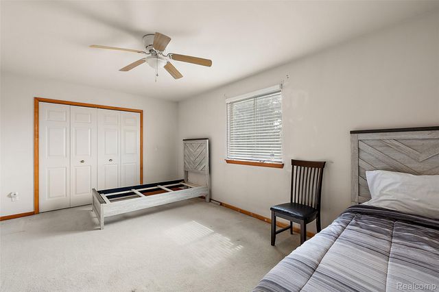 11100 E 14 Mile Road, Warren, MI 48093