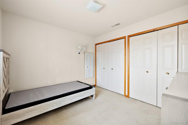 11100 E 14 Mile Road, Warren, MI 48093