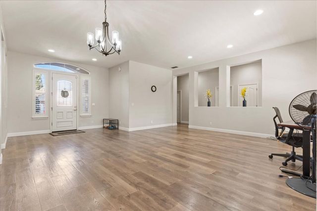 1918 Heidi Way, Yuba City, CA 95993