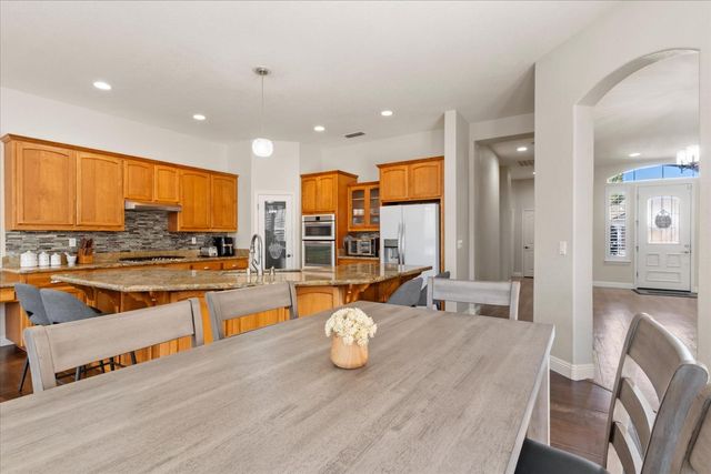 1918 Heidi Way, Yuba City, CA 95993