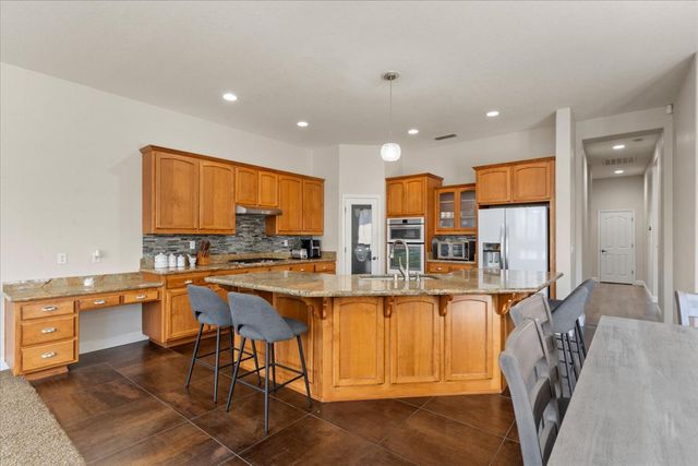 1918 Heidi Way, Yuba City, CA 95993