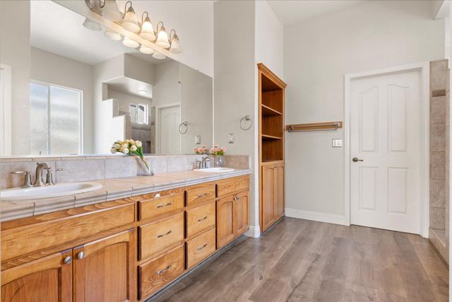 1918 Heidi Way, Yuba City, CA 95993