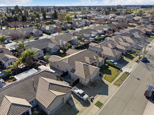 1918 Heidi Way, Yuba City, CA 95993