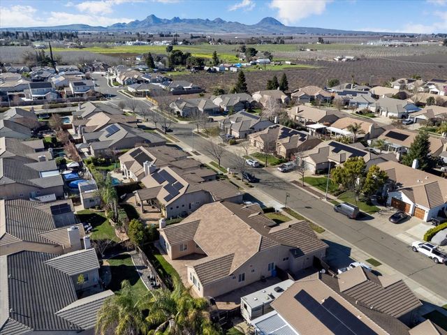 1918 Heidi Way, Yuba City, CA 95993