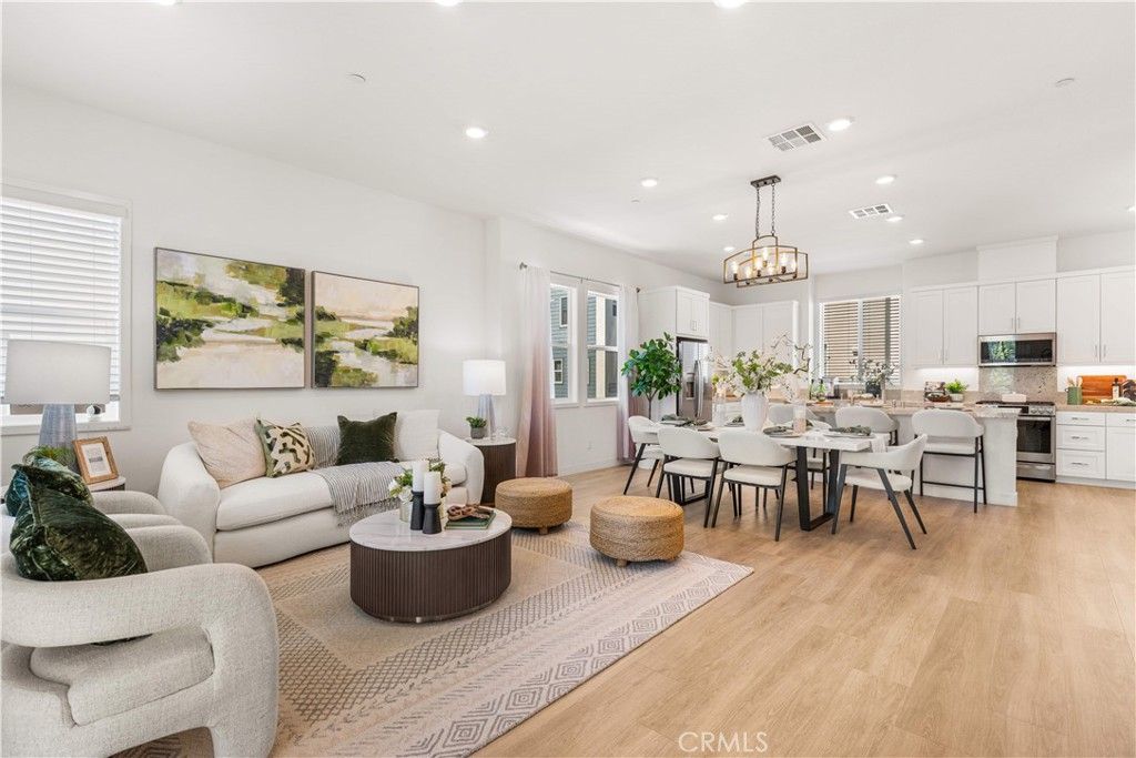 257 Sash, Irvine, CA 92618 — exterior