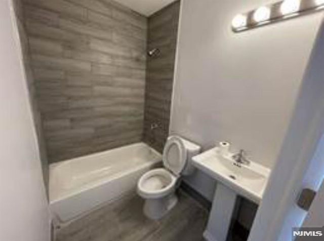 107-109 Highland 2BR, Paterson, NJ 07524
