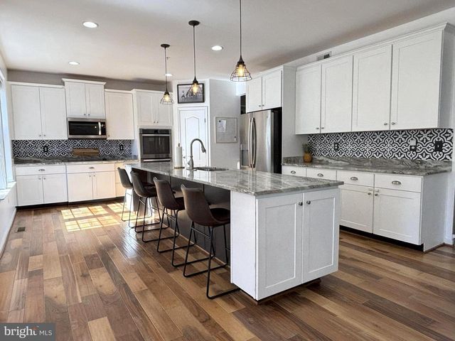 114 STONECREST CIR, Keedysville, MD 21756