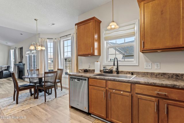 107 Waverly Way, Jacksonville, NC 28540