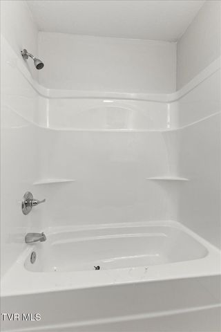 3228 Mayfield Drive, Johnson City, TN 37604