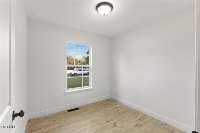 3228 Mayfield Drive, Johnson City, TN 37604