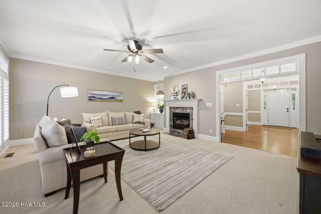 279 Beech Cove Drive, Grimesland, NC 27837
