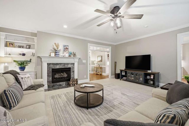 279 Beech Cove Drive, Grimesland, NC 27837