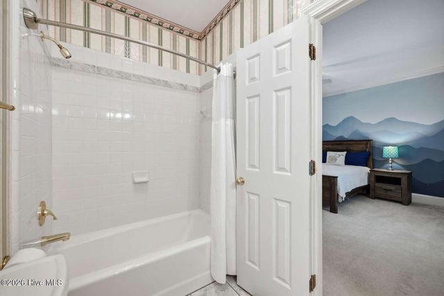 279 Beech Cove Drive, Grimesland, NC 27837