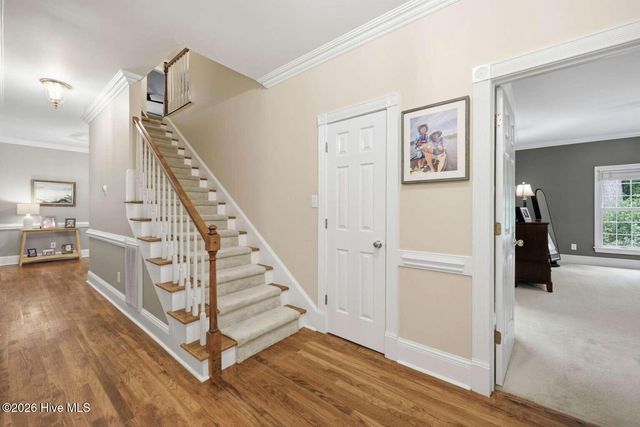 279 Beech Cove Drive, Grimesland, NC 27837