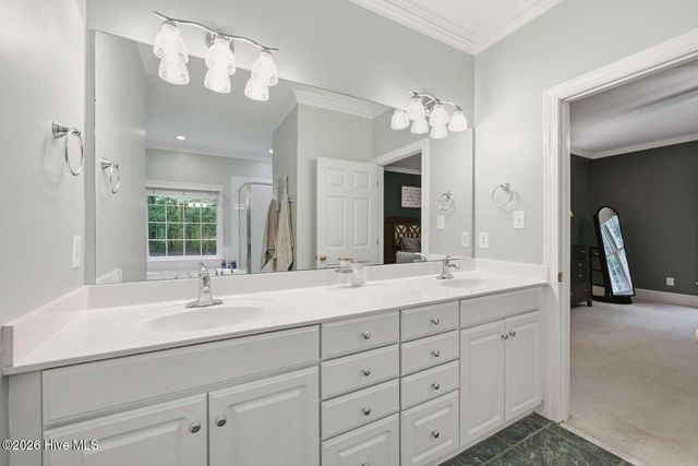 279 Beech Cove Drive, Grimesland, NC 27837