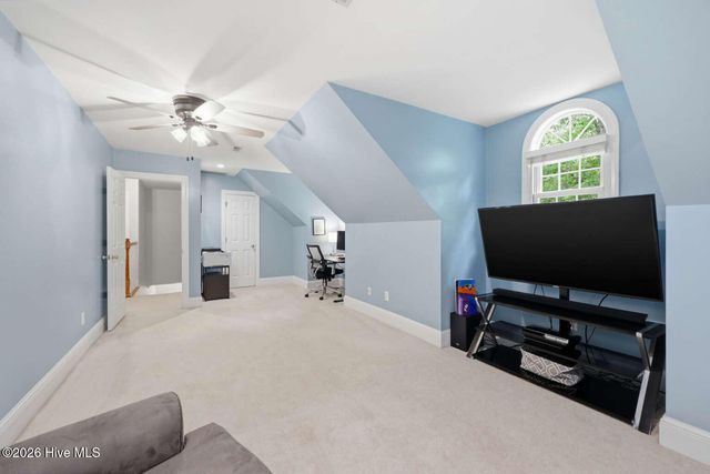 279 Beech Cove Drive, Grimesland, NC 27837