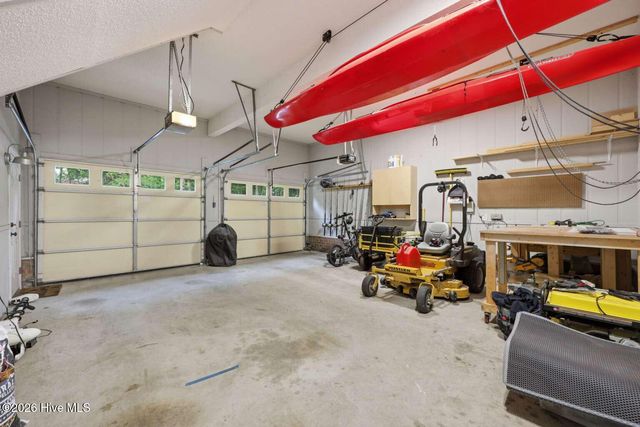 279 Beech Cove Drive, Grimesland, NC 27837