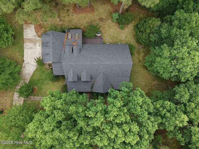 279 Beech Cove Drive, Grimesland, NC 27837