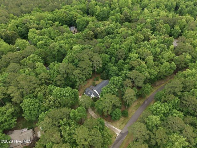 279 Beech Cove Drive, Grimesland, NC 27837