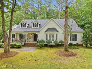 279 Beech Cove Drive, Grimesland, NC 27837