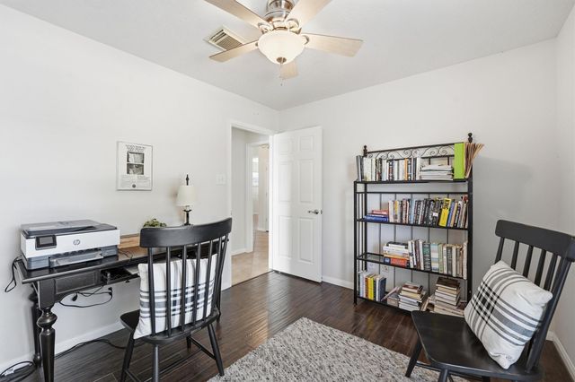 2605 Hampton Springs Drive, Seabrook, TX 77586