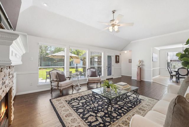 2605 Hampton Springs Drive, Seabrook, TX 77586