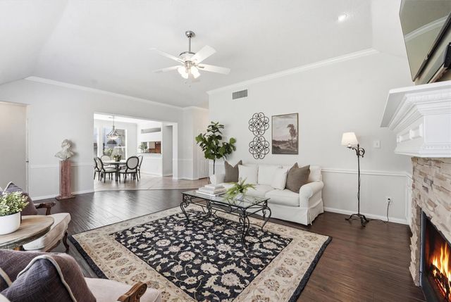 2605 Hampton Springs Drive, Seabrook, TX 77586