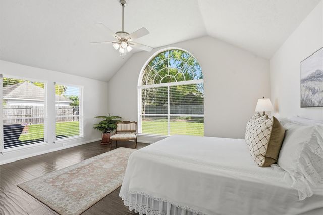 2605 Hampton Springs Drive, Seabrook, TX 77586