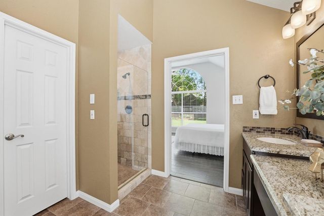 2605 Hampton Springs Drive, Seabrook, TX 77586