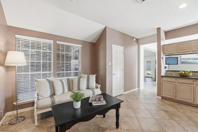 2605 Hampton Springs Drive, Seabrook, TX 77586