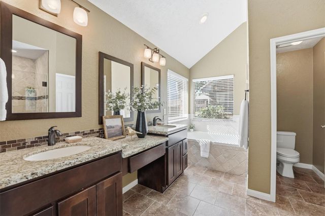 2605 Hampton Springs Drive, Seabrook, TX 77586