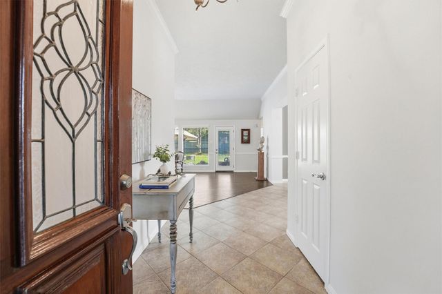 2605 Hampton Springs Drive, Seabrook, TX 77586