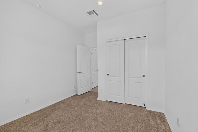 280 Prism Avenue SW, Rio Rancho, NM 87124