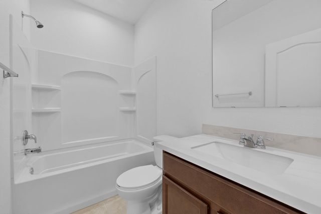 280 Prism Avenue SW, Rio Rancho, NM 87124