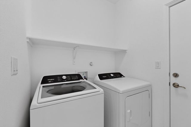 280 Prism Avenue SW, Rio Rancho, NM 87124