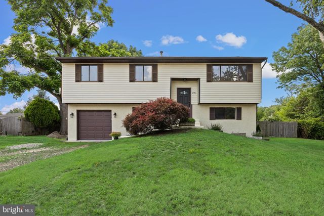 841 CHESTNUT AVE, Deptford, NJ 08096