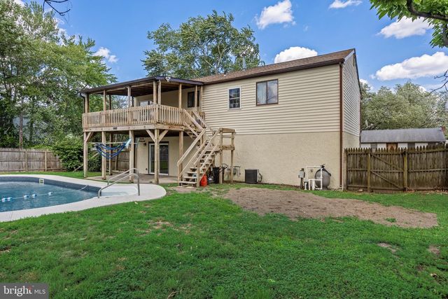 841 CHESTNUT AVE, Deptford, NJ 08096
