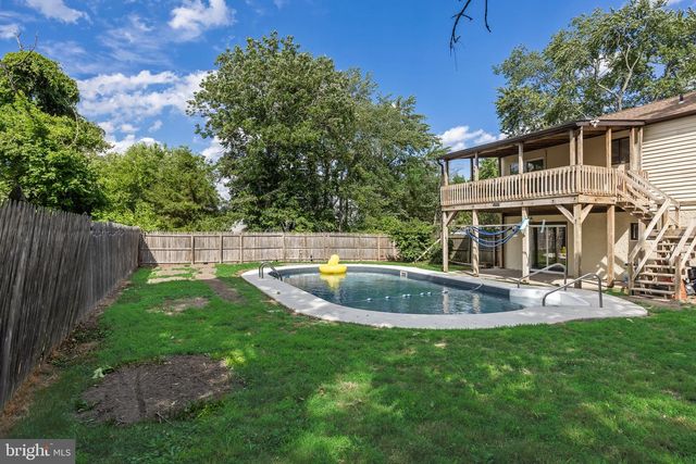 841 CHESTNUT AVE, Deptford, NJ 08096