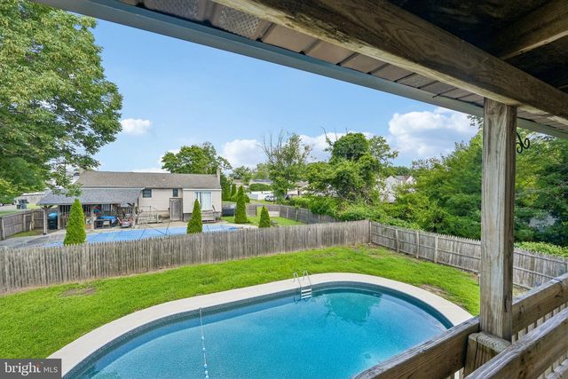 841 CHESTNUT AVE, Deptford, NJ 08096