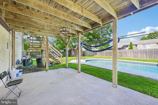 841 CHESTNUT AVE, Deptford, NJ 08096