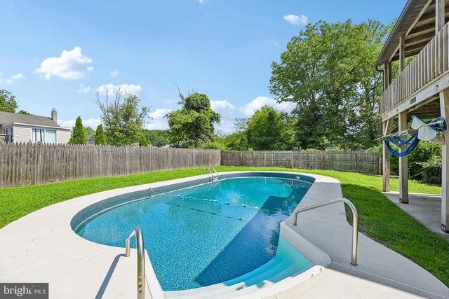 841 CHESTNUT AVE, Deptford, NJ 08096
