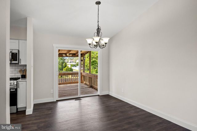 841 CHESTNUT AVE, Deptford, NJ 08096