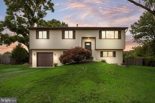 841 CHESTNUT AVE, Deptford, NJ 08096