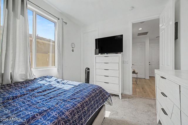 7521 W SUPERIOR Avenue, Phoenix, AZ 85043