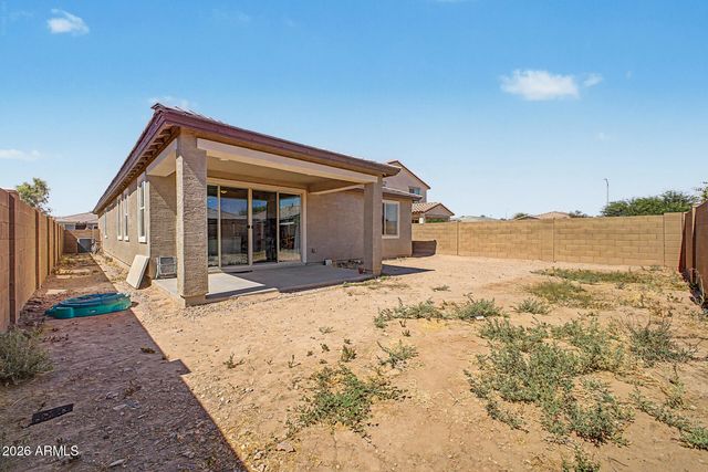 7521 W SUPERIOR Avenue, Phoenix, AZ 85043